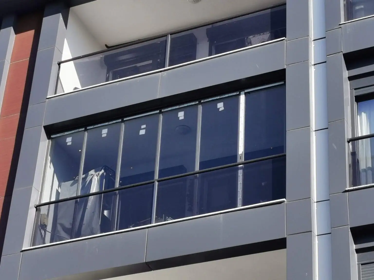Güngören ısıcamlı cam balkon